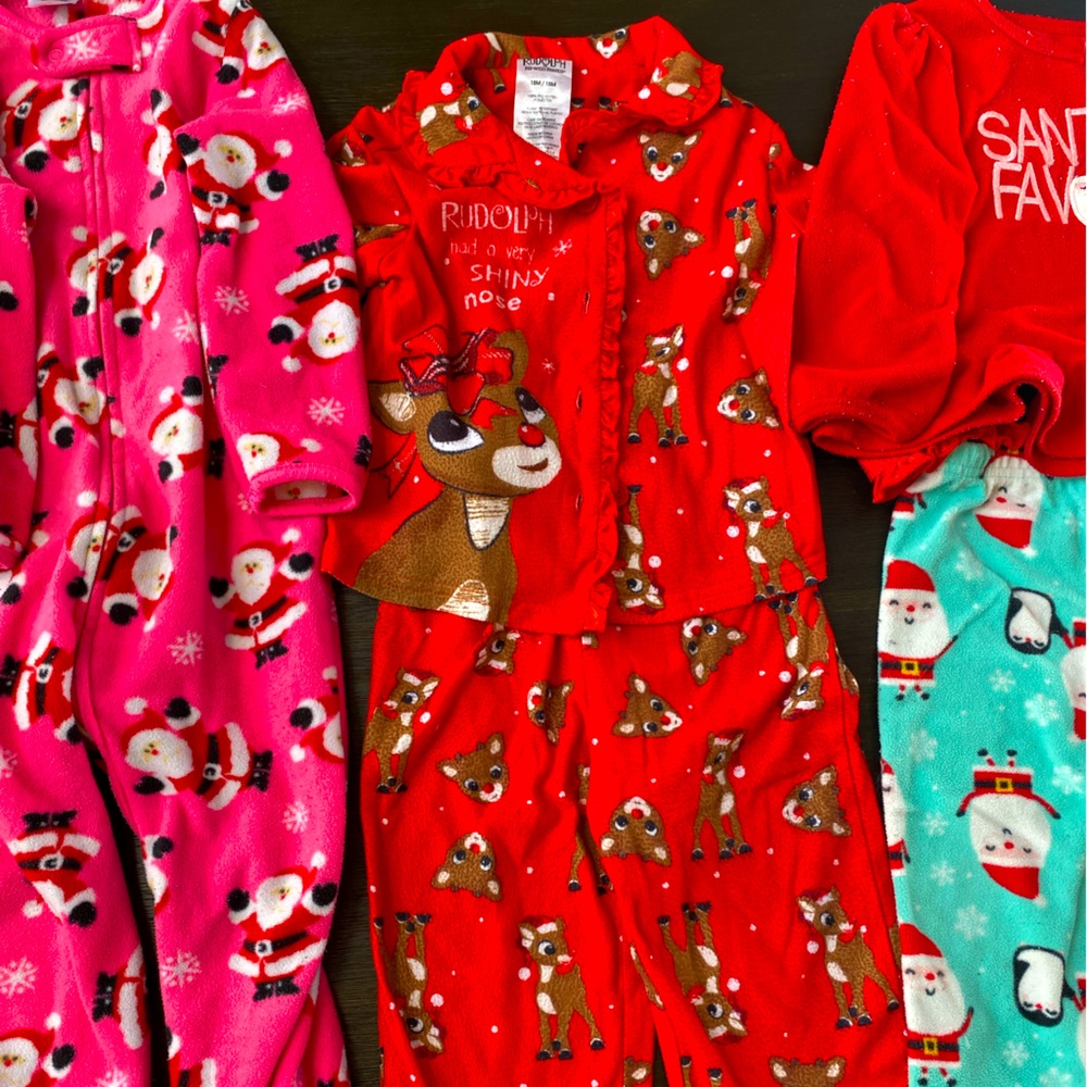 Baby girl Christmas pajama lot, size 18 months